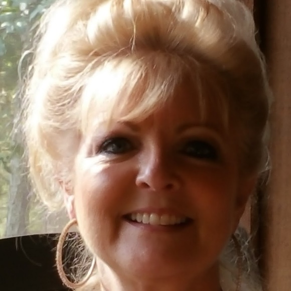 Meet your Posher, Diane - Picture 1 of 1